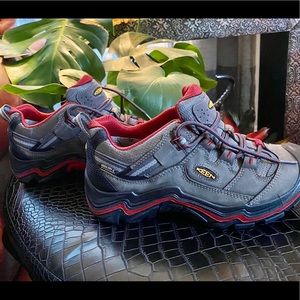 Keen Hiking Shoes